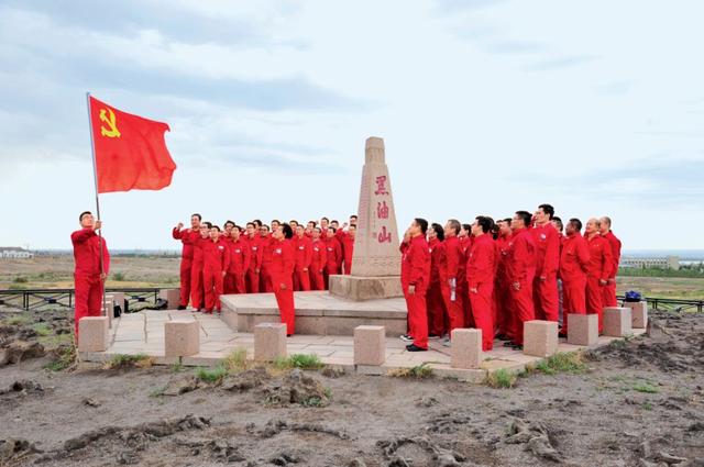 以“三基”建設(shè)為抓手，提高國(guó)企基層黨建工作質(zhì)量（國(guó)企黨建三基建設(shè)存在的問(wèn)題及建議）