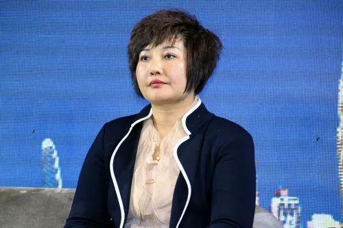 “70后”女厅官落马，在银行系统工作超20年（女厅官敛财超550万）