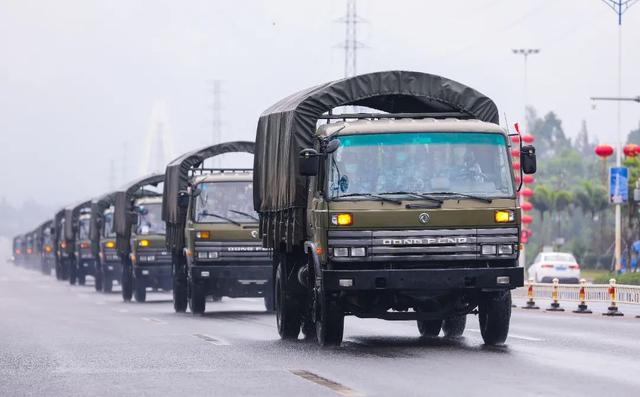 【強(qiáng)軍風(fēng)采】某基地創(chuàng)新“雙引雙帶”黨建機(jī)制，提升綜合保障能力