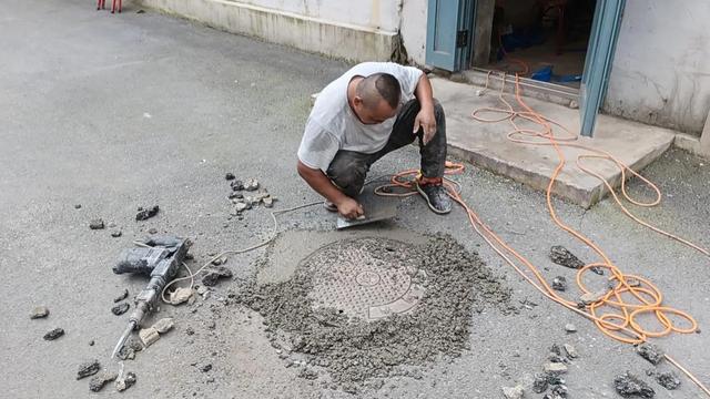 临江市兴隆社区：党建引领基层治理提升为民服务实效（社区党建引领基层治理工作）