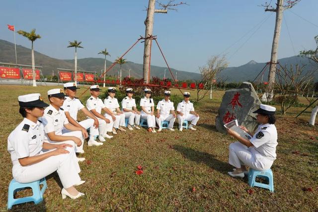 【強(qiáng)軍風(fēng)采】某基地創(chuàng)新“雙引雙帶”黨建機(jī)制，提升綜合保障能力