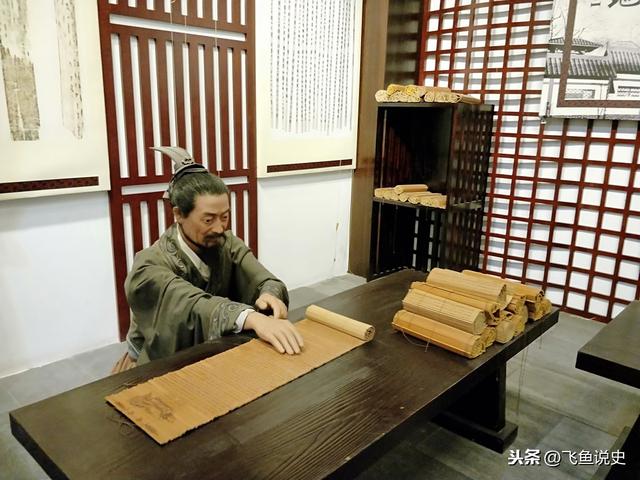 文書檔案怎么管理？秦官員：我們不僅有專職人員，還有嚴(yán)格的制度