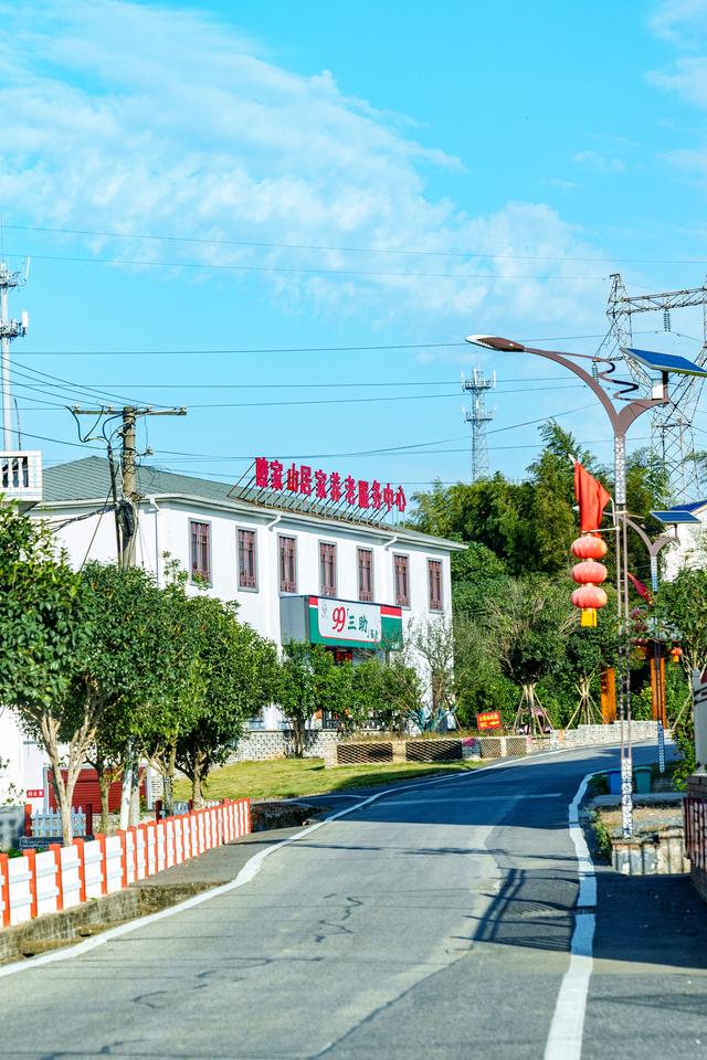 乡村行看振兴丨岳阳汨罗瞭家山社区：党建引领村民自治，打造乡村振兴“样板间”