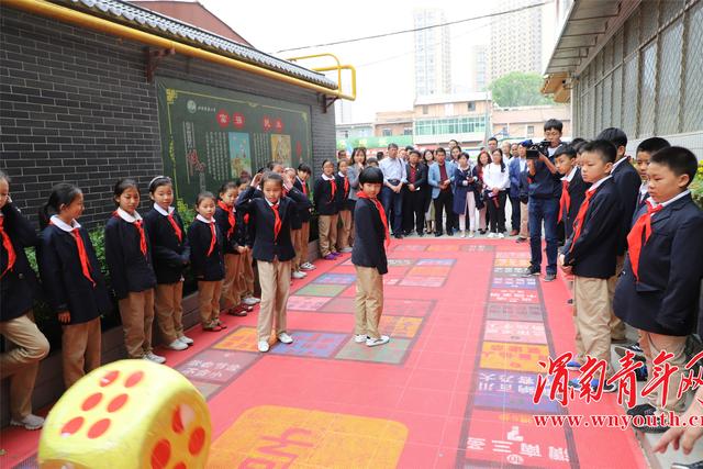 渭南市第三届中小学校党务干部培训班学员走进北塘实验小学（渭南北塘实验小学新校长）