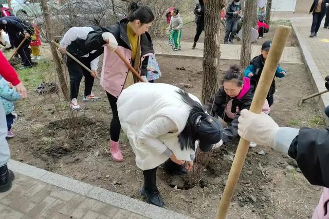 构建共建共治共享基层治理新格局——我市实施“六域”党建引领“三城”创建纪实