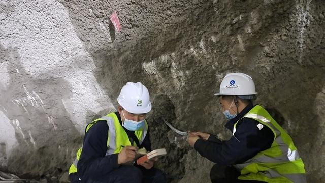 山科大有一支山晖团队，接“地气”做科研解隧道稳定性难题（山科事件）