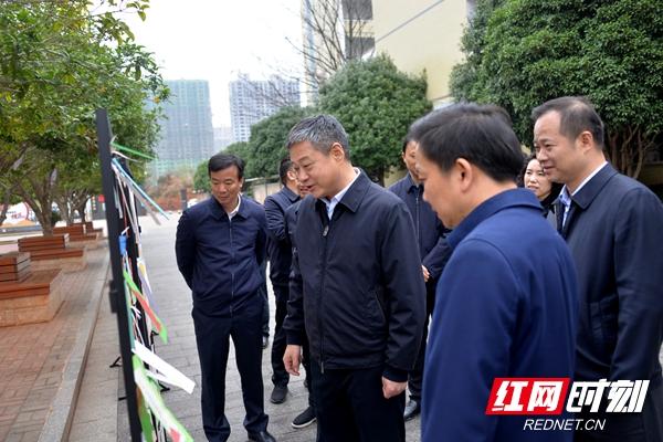 嚴(yán)華在邵東調(diào)研基層黨建等工作（邵陽嚴(yán)華）