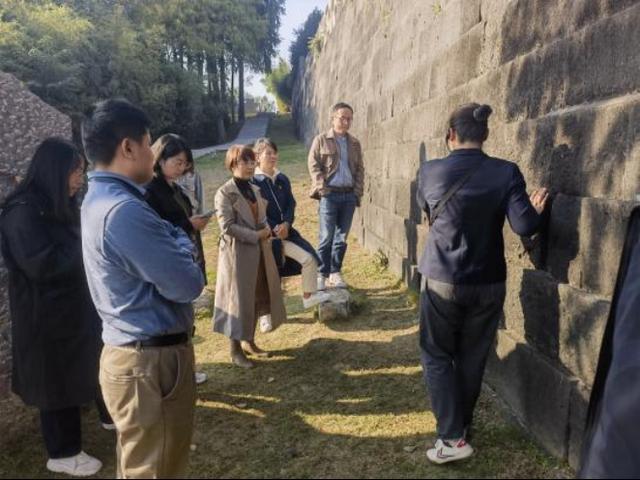 金堤永固筑防線 黨建聯盟謀發展——淮陰工學院建筑工程學院教師建筑黨支部與洪澤區文旅局開展黨建共建活動