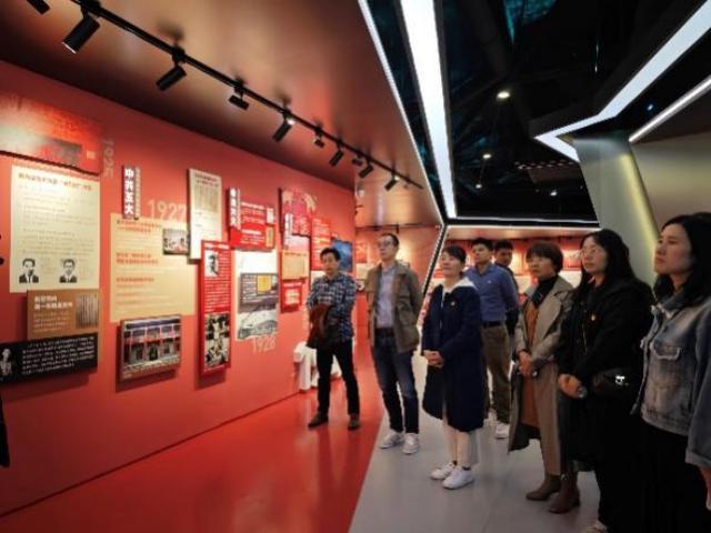 金堤永固筑防線 黨建聯盟謀發展——淮陰工學院建筑工程學院教師建筑黨支部與洪澤區文旅局開展黨建共建活動