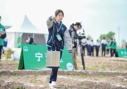 天津市南倉中學：用高質量黨建引領學校高質量發展（天津市南倉中學校長）