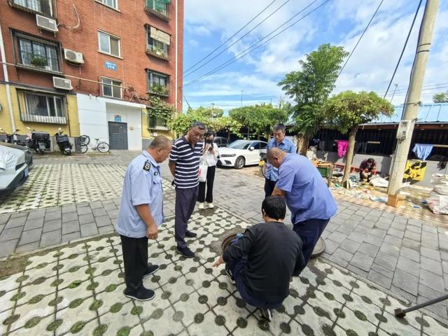 中倉街道悟仙觀社區(qū)黨建協(xié)調(diào)委員會“雙深入，雙提升”工作機制，共創(chuàng)和諧社區(qū)