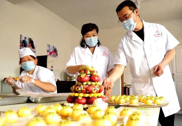 北京印刷學院校友張巍婷榮獲“全國先進工作者”榮譽稱號（北京印刷學院張偉民）