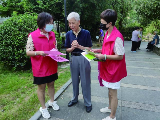 錦城街道基層治理裝上紅色引擎（以紅色引擎提升基層治理）