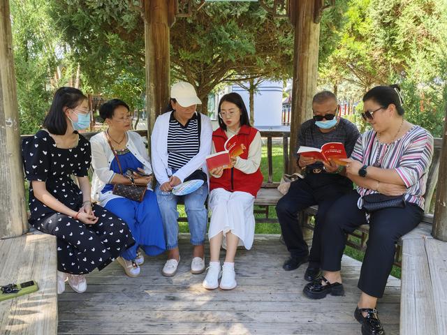 甘州區西街街道小寺廟社區：黨建引領志愿服務 推動基層治理“升溫著色”