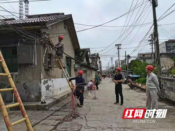 国网泸溪县供电公司：深化“党建+安全”筑牢安全防线（供电公司党建引领安全生产提升）